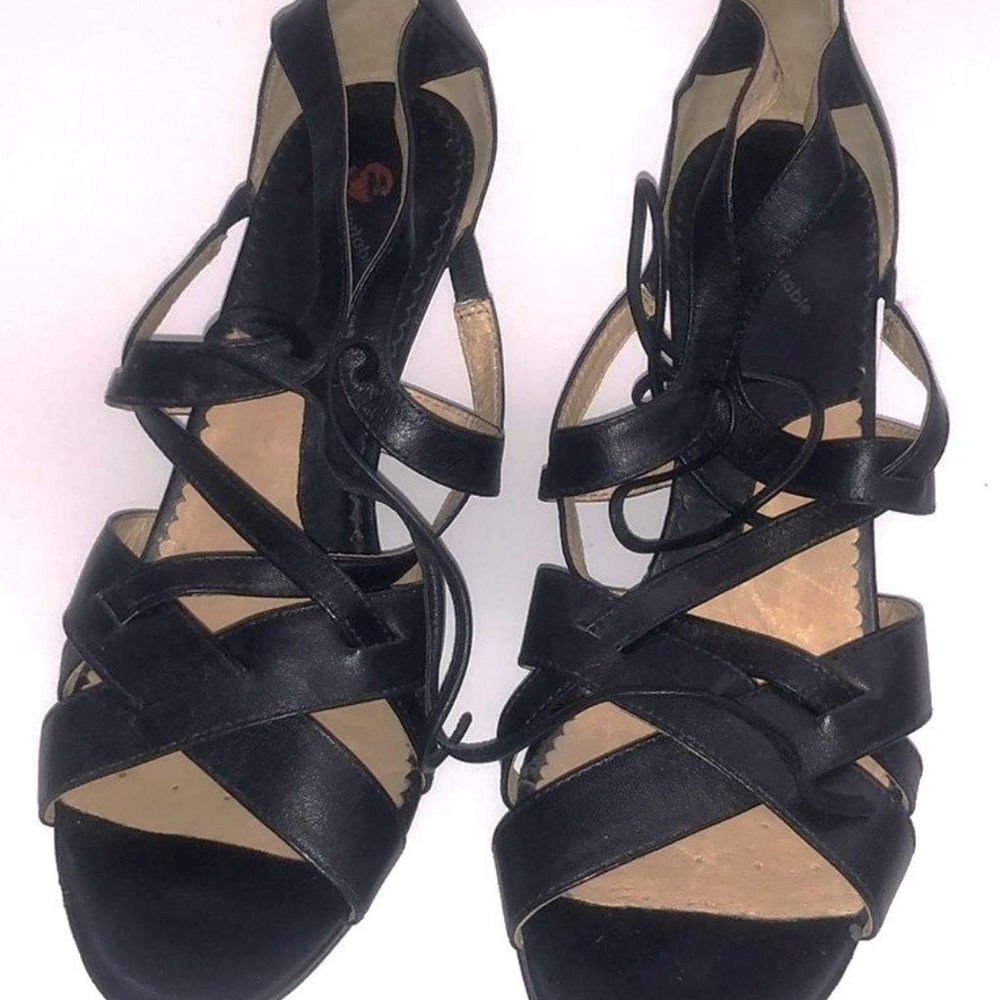 NWOT Blondo Sandals